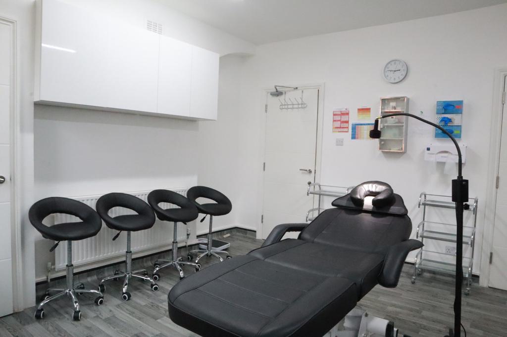 london-clinic-2-img